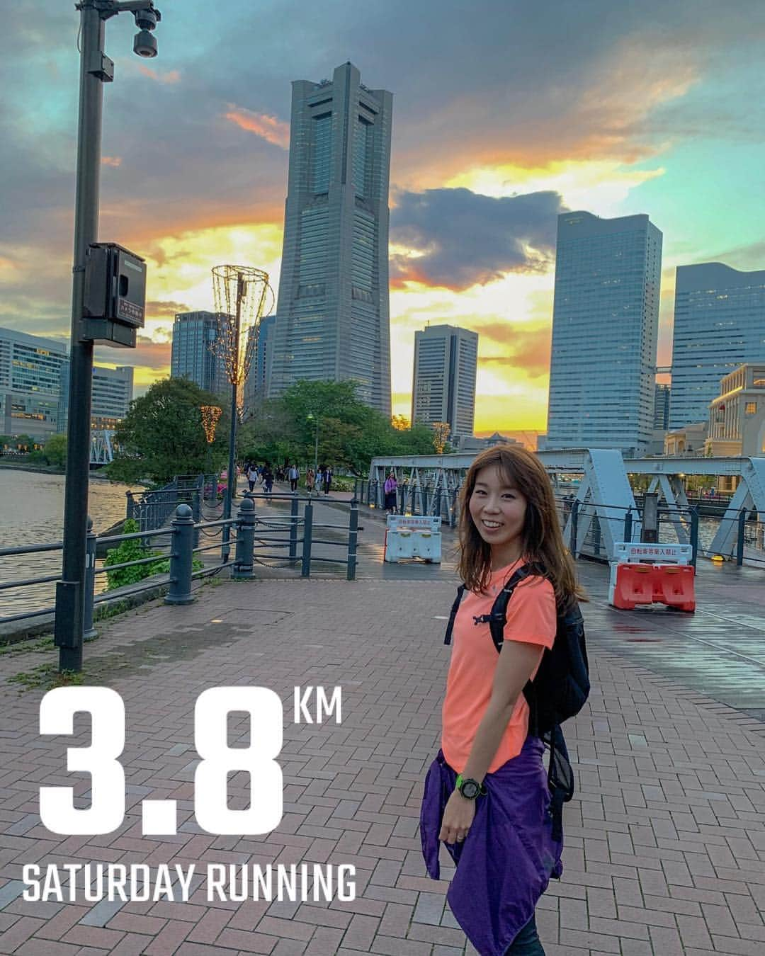 中橋舞さんのインスタグラム写真 - (中橋舞Instagram)「ランデート🏃‍♂️🏃‍♀️💨 大好きな人と大好きなことを共有できるって いいよね❤️❤️ ゲリラ豪雨に見舞われて雨やどりが長かった。 雨上がりの夕焼け🌇綺麗✨ 雨にちょっと降られた分キレイな景色が見られてラッキー✨ . . #run #running #夫婦ラン #ランニング女子 #puma #ignitetokyo #24seven #yokohama #みなとみらい #まいrun  やっぱり地元神戸が一番好きやけど、 同じ港町横浜は結構好きです😽みんな横浜来てね✨」5月4日 18時52分 - mai_nakahashi