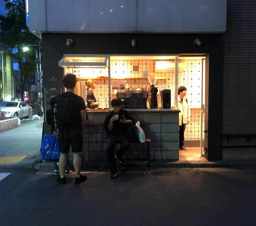 ABOUT LIFE COFFEE BREWERSのグルメインスタ