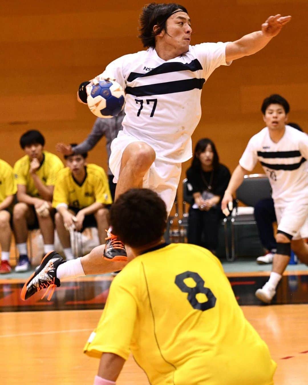 宮崎大輔さんのインスタグラム写真 - (宮崎大輔Instagram)「今日は勝ちました❗️ 個人的にもっともっと頑張ります😅  #日本体育大学 #ハンドボール #handball #bennu #skillup  #宮崎大輔 #jumpman」5月4日 19時05分 - daisuke7_official