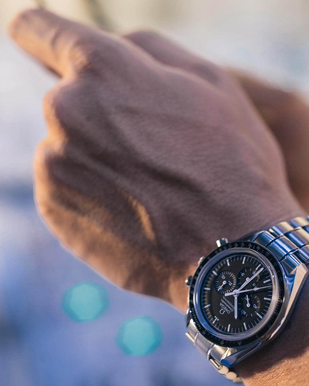 オメガさんのインスタグラム写真 - (オメガInstagram)「#Moonwatch Keep your missions under control with a #Speedmaster.」5月5日 1時09分 - omega