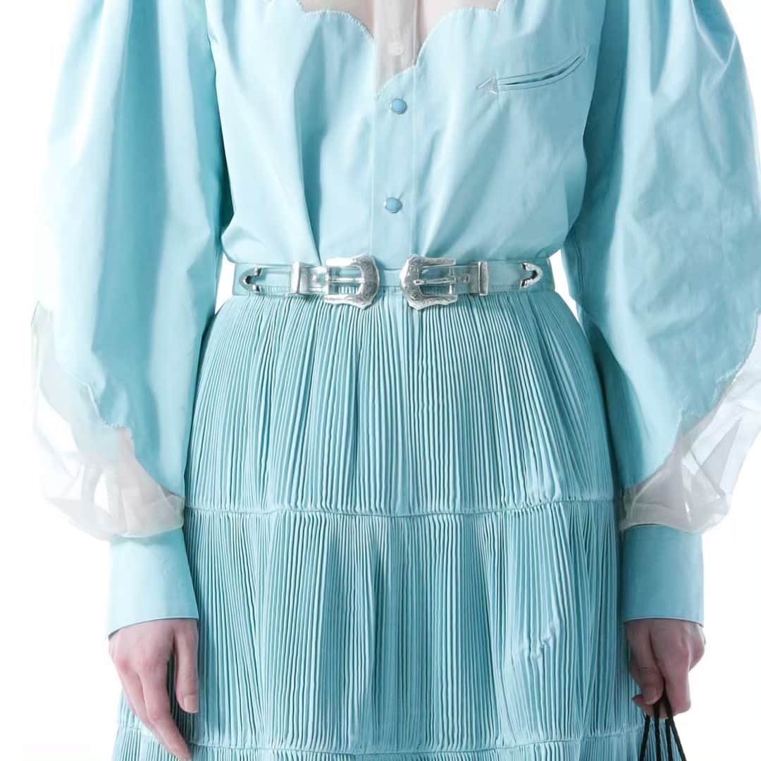 TOGAさんのインスタグラム写真 - (TOGAInstagram)「TOGA PULLA SS2019 Organdy western shirts, Polyester taffeta skirt,Metal buckle vinyl belt Available at TOGA stores. ・ #toga #togaarchives #togapulla #togapulla19ss #トーガ #トーガアーカイブス #トーガプルラ」5月4日 20時39分 - togaarchives