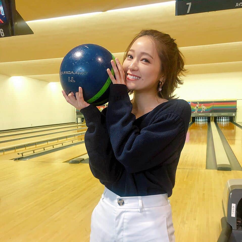 chayさんのインスタグラム写真 - (chayInstagram)「久しぶりにボーリングやったら下手すぎてびっくりした🎳 #ボーリング」5月4日 20時56分 - chay1023_official