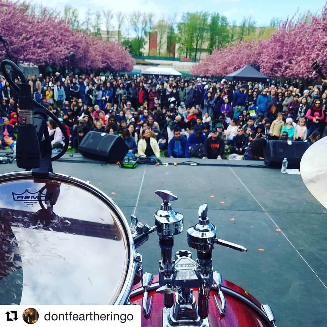 PINKY DOODLE POODLEさんのインスタグラム写真 - (PINKY DOODLE POODLEInstagram)「This photo was taken by our support drummer Patrick when we were on the stage at Sakura Matsuri Festival in Brooklyn, NY last Saturday. Today, we have a gig at Buffalo Cherry Blossom Festival at 1:30 pm in Japanese garden of Delaware Park in Buffalo, NY! Yay!! Come on!! . #Repost @dontfeartheringo ・・・ Hello, Brooklyn!!! @pinkydoodlepoodle #sakuramatsurifestival . . #brooklyn #pinkydoodlepoodle  #pdp  #ustour2019  #highenergyrocknroll  #livemusic #rockmusic #rock #rockband  #japanese  #ustour #livetour  #tourlife #musicianlife #musician #gibsonguitars #gibsonbass #gibson #eb3 #lespaul #marshallamps #vintage #femalebassist #femalevocalist #アメリカ #海外旅行 #音楽」5月4日 21時15分 - pinkydoodlepoodle