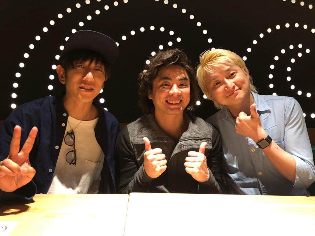 三浦拓也さんのインスタグラム写真 - (三浦拓也Instagram)「NAOTOさんと出演してきた高槻ジャズストリート楽しかったです！ お客さんも沢山見てくれて、反応も温かくて、演奏していて嬉しかった^ ^ 本当素敵なフェスだったのでまた出られたら嬉しいな。 見に来てくれた皆さん、ありがとうございました！！ #高槻ジャズストリート #NAOTO #DEPAPEPE」5月4日 21時14分 - depapepe_miura