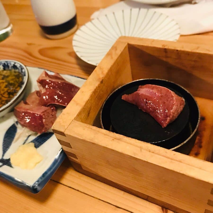 Q太郎さんのインスタグラム写真 - (Q太郎Instagram)「#浦和#elan#エラン#仕事前に#食事#居酒屋#朝挽きレバテキ#肉どうふ#鯵のなめろう#ハラス焼き#もつ煮込み」5月4日 21時26分 - qtaro.jun