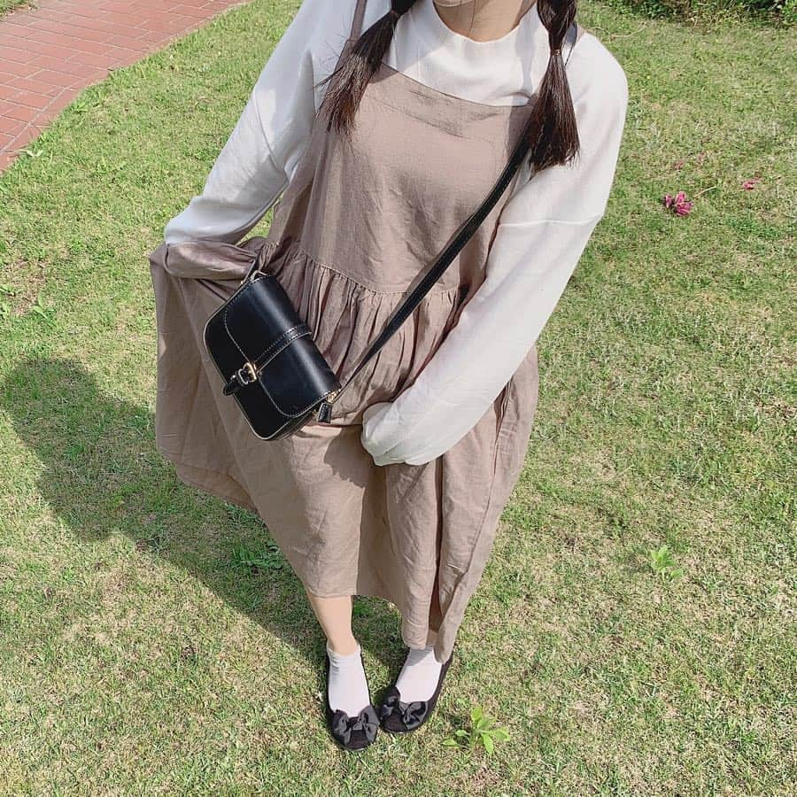 夏川愛実さんのインスタグラム写真 - (夏川愛実Instagram)「ㅤㅤㅤㅤㅤㅤㅤㅤㅤㅤㅤㅤㅤ ㅤㅤㅤㅤㅤㅤㅤㅤㅤㅤㅤㅤㅤ  昨日の #私服 ㅤㅤㅤㅤㅤㅤㅤㅤㅤㅤㅤㅤㅤㅤㅤㅤㅤㅤㅤㅤㅤㅤㅤㅤㅤㅤㅤㅤㅤㅤ ダボっとしてるのがすき💓 ㅤㅤㅤㅤㅤㅤㅤㅤㅤㅤㅤㅤㅤㅤㅤㅤㅤㅤㅤㅤ ワンピース #rps  スウェット @niceclaup_official_  帽子 @anemoneoosu  ㅤㅤㅤㅤㅤㅤㅤㅤㅤㅤㅤㅤㅤㅤㅤㅤㅤㅤㅤㅤ ㅤㅤㅤㅤㅤㅤㅤㅤㅤㅤㅤㅤㅤㅤㅤㅤㅤㅤㅤㅤ ㅤㅤㅤㅤㅤㅤㅤㅤㅤㅤㅤㅤㅤㅤㅤㅤㅤㅤㅤㅤㅤㅤ #私服コーデ#春コーデ#ワンピース#rps #niceclaup#バレエシューズ#三つ編みアレンジ #低身長コーデ#148cmコーデ#ロングスカート  ㅤㅤㅤㅤㅤㅤㅤㅤㅤㅤㅤㅤㅤㅤㅤㅤㅤㅤㅤㅤㅤㅤㅤㅤ」5月4日 21時30分 - ami_natsukawa