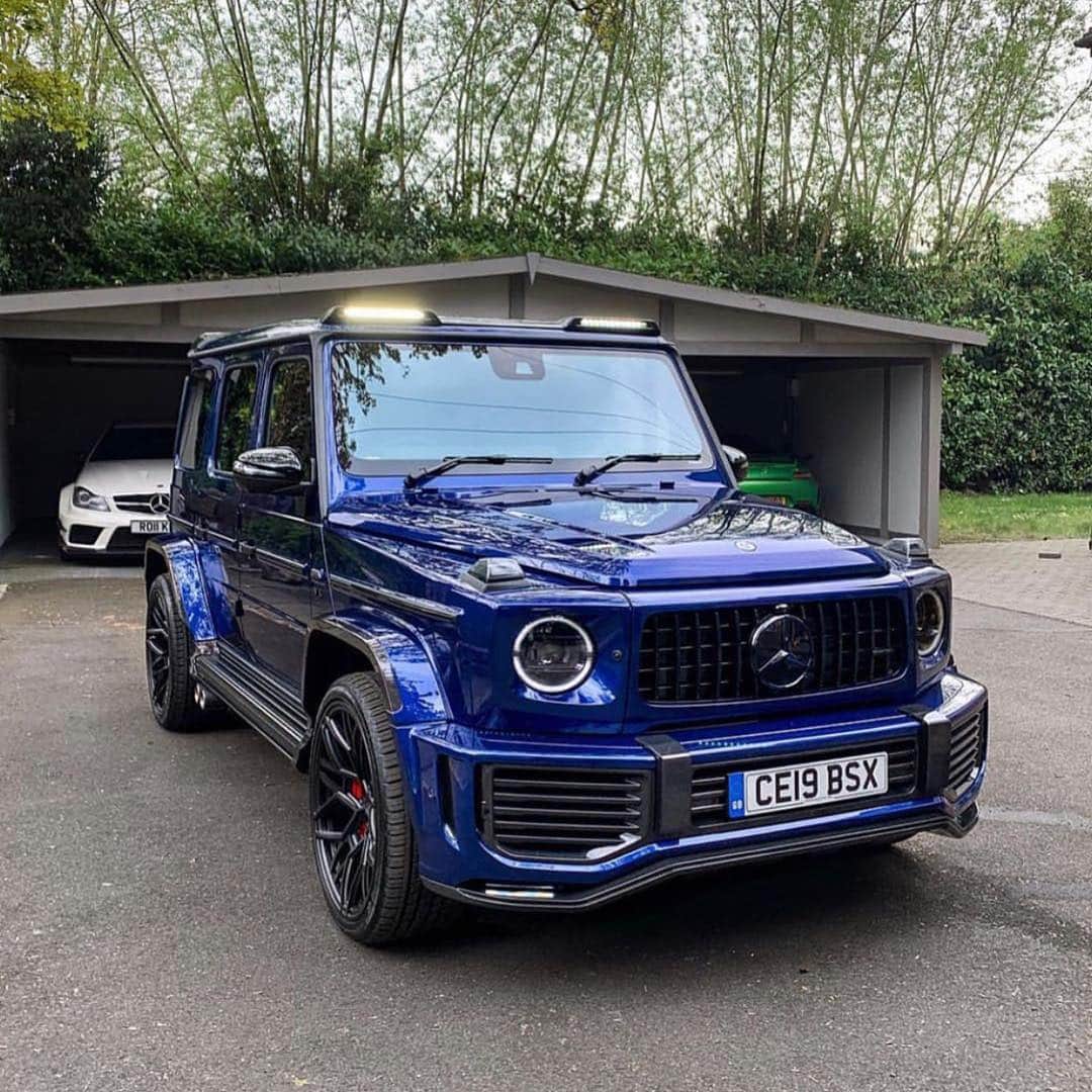 CarsWithoutLimitsさんのインスタグラム写真 - (CarsWithoutLimitsInstagram)「In love with this G63 🧿 Photo @rokenr  #carswithoutlimits #mercedesbenz #mercedesamg #g63 #amg #toronto」5月4日 23時01分 - carswithoutlimits