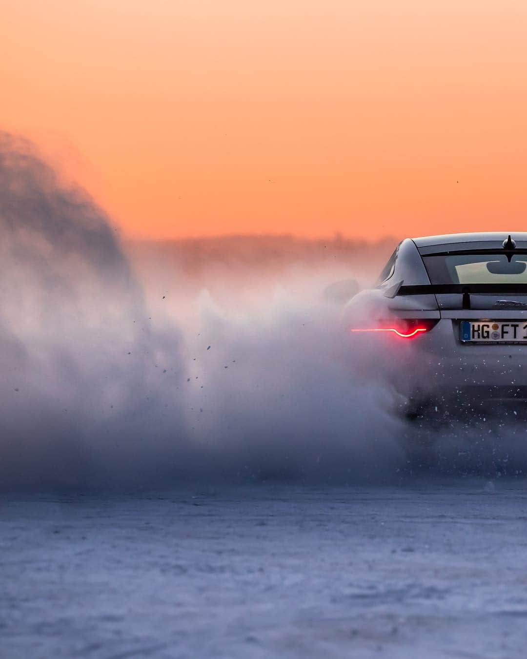 Jaguarさんのインスタグラム写真 - (JaguarInstagram)「Arjeplog. Where the snow cats prowl.  #Jaguar #FTYPE #SVR #IPACE #eTROPHY #XE #Project8 #ElectricCars #SportsCars #Luxury #Performance #Drifting #JaguarExperience #IceAcademy #Sweden #ArcticCircle #CarsofInstagram #InstaCar #SV #SpecialVehicleOperations」5月4日 23時13分 - jaguar