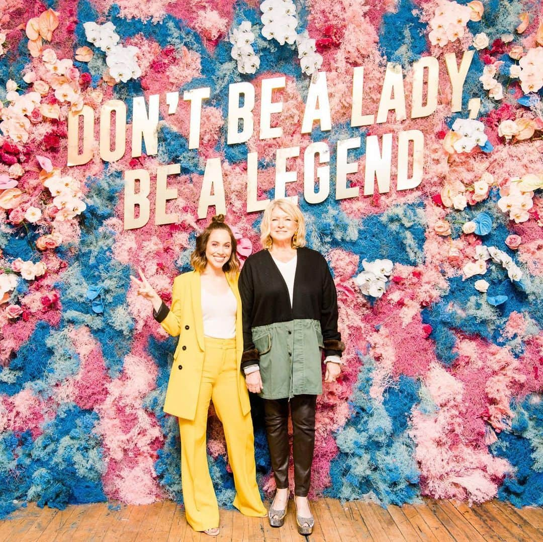 マーサ・スチュワートさんのインスタグラム写真 - (マーサ・スチュワートInstagram)「“Don’t be a lady, be a legend.” 👊🏼 Our very own @marthastewart48 made a splash as the featured keynote speaker at the @createcultivate conference in NYC, hosted by founder @jaclynrjohnson. ✨ Swipe through the gallery to see some of our favorite moments from the event! 👆🏼📸: @smithhousephoto」5月5日 10時22分 - marthastewart