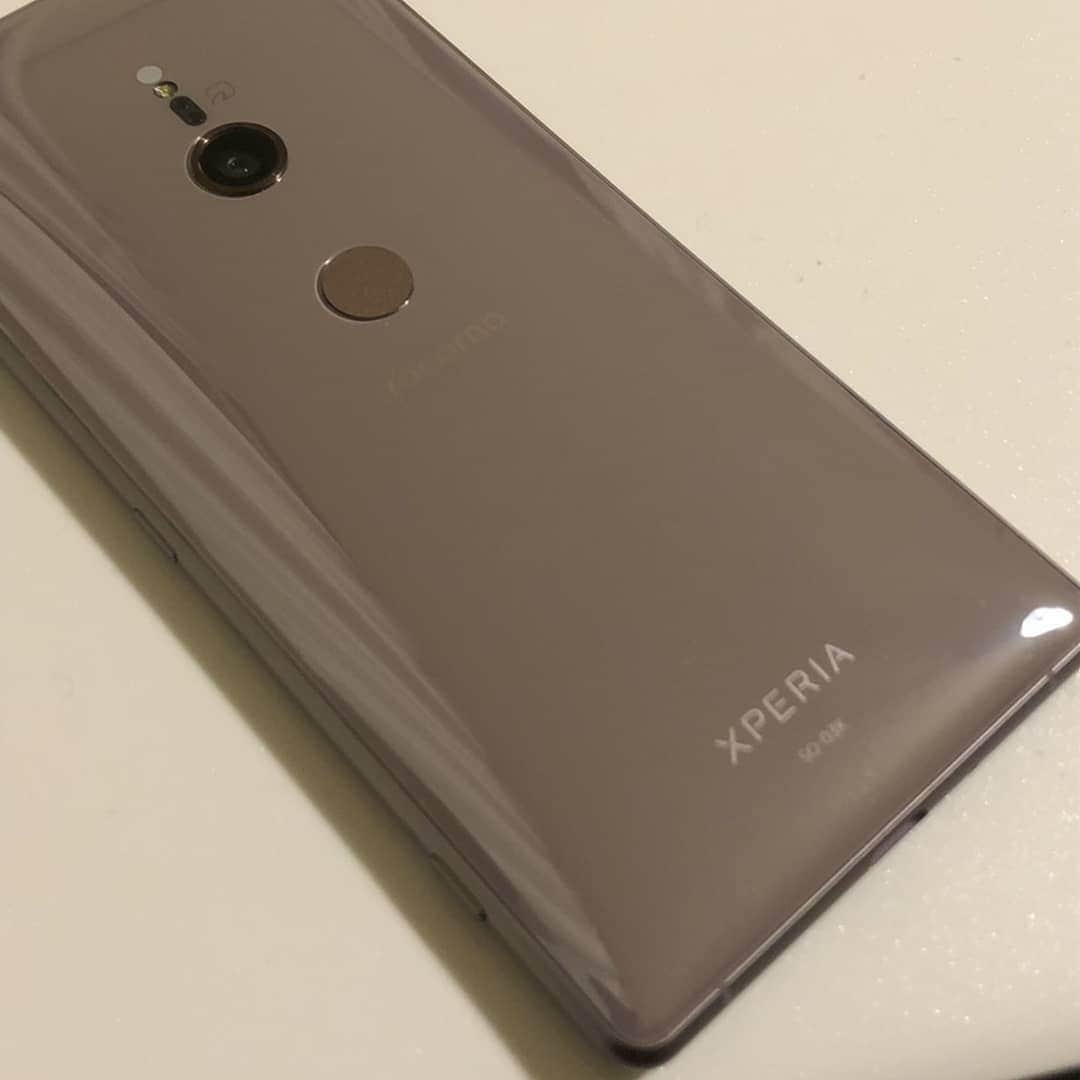 くるみんのインスタグラム：「* ①②平成最後の日、スマホの機種変しました📱 写真も綺麗に撮れて大満足⤴️ * * ③newスマホで撮った富士山 コテージでのpickもそうだよ～  #スマートフォン #スマホ #xperiaxz2 #富士山」