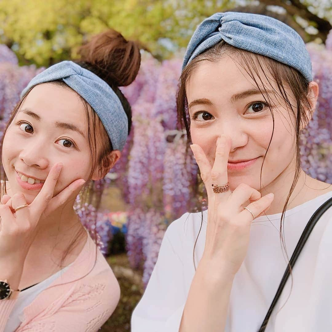 畠山智妃さんのインスタグラム写真 - (畠山智妃Instagram)「きっちゃんがいつも色んなところ行こうっ💕て、提案してくれる🌼  幸手の桜まつりも、ひたち海浜公園でネモフィラと足利フラワーパークで藤の花見に行くのも提案してくれた💕  お揃いの物身につけたり楽しい日々を送らせてもらってるんだ😊  荷物が多くなってしまう私…快く持つの手伝ってくれてほんとに感謝ヾ(｡>﹏<｡)ﾉﾞ✧*。 我が子もきっちゃんに抱かれると嬉しそう🍀✨ ゴールデンウィークはタイミング合わなかったけど、次はどこに行きたいか聞こうっと（笑）💕 #仲間 #友達 #親友←照 #ありがとう」5月5日 9時48分 - chaki_wooper