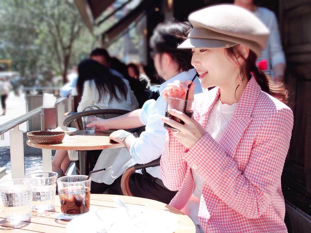 のインスタグラム：「おはようございます☀ ・ ・ いいお天気で朝から清々しい気持ち🕊 連休も明日までか… お出かけ日和ですね☀️ ・ 本日 #LesMisérables 🇫🇷 12時公演に出演させていただきます🕊 劇場にて、お待ちしております^ ^ ・ #☕️ #coffeetime #ゴールデンウィーク #haveaniceday #😘」
