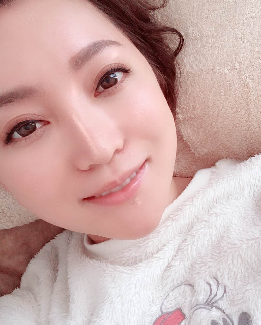 加藤綾菜さんのインスタグラム写真 - (加藤綾菜Instagram)「親友の自宅へ🏠泊まりに行きました‼️ のんびり過ごして最高の一日でした💕😊 親友家族に色々振舞ってもらって幸せでした❤️❤️✨🤝 カトちゃんは舞台の為に大阪に行きました‼️ 私も追いかけていきます💕💕 #Gwも終わり #楽しかった✨」5月5日 10時13分 - katoayana0412