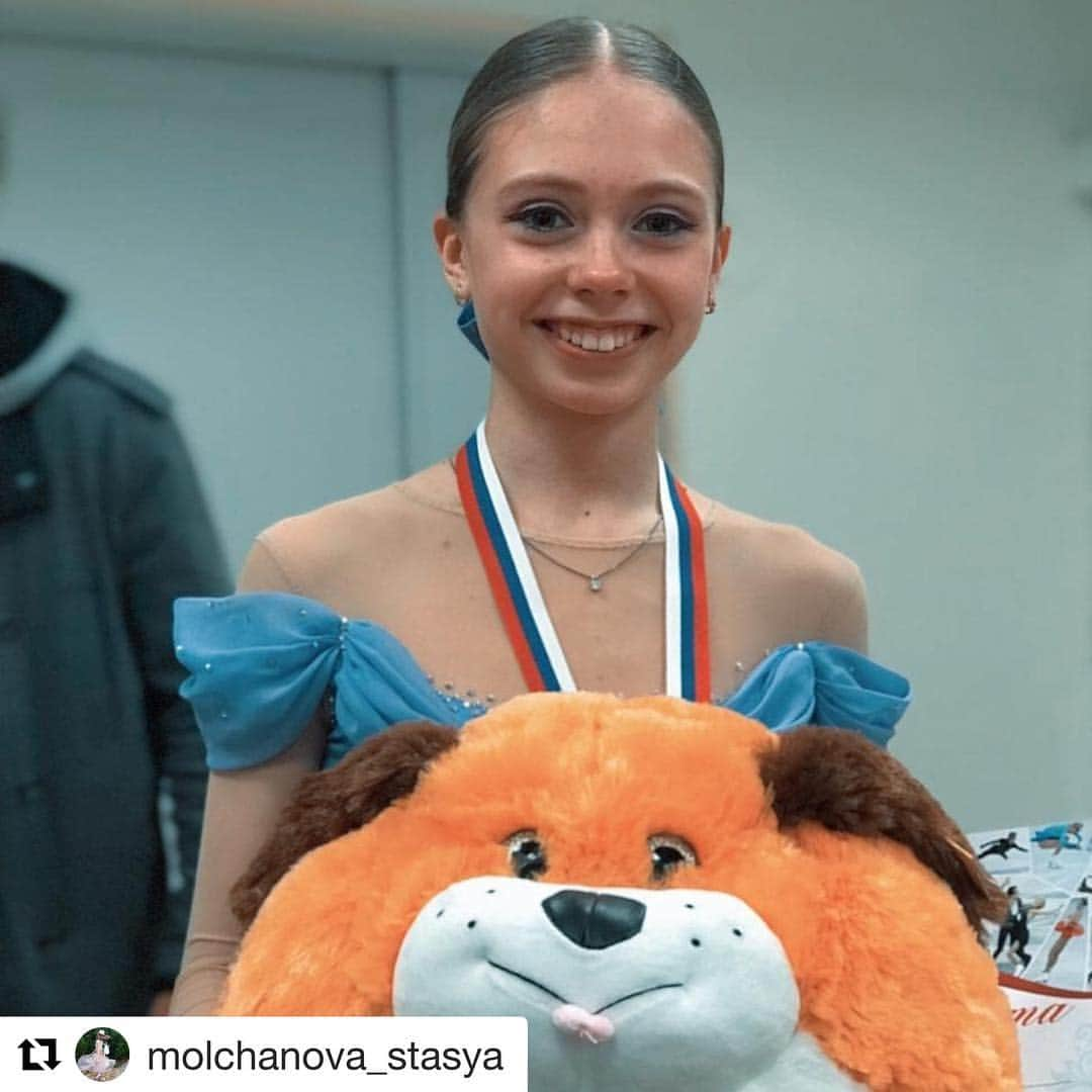 セルゲイ・ドブリンさんのインスタグラム写真 - (セルゲイ・ドブリンInstagram)「#Repost @molchanova_stasya ・・・ Достойное завершение сезона по разряду МС🙌💪 Сочи-Оренбург🗺️ Отдельное спасибо моему тренеру @sergeydobrin @dobrin_team_group и всем замечательным специалистам, которые работали со мной🙏🙏🙏 #sport #figureskater #работаемдальше」5月5日 2時20分 - sergeydobrin