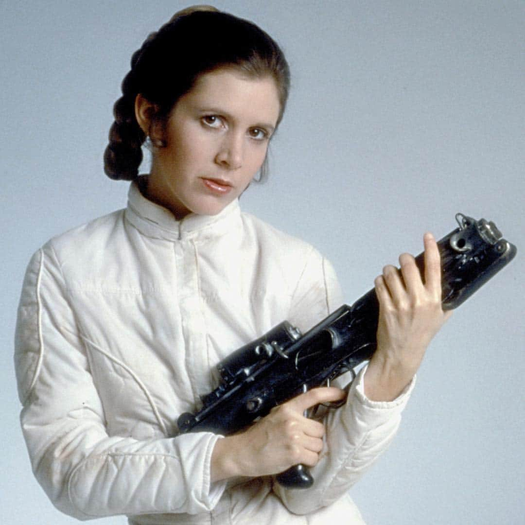 ELLE Magazineさんのインスタグラム写真 - (ELLE MagazineInstagram)「It's hard to overstate the impact Princess Leia had on girls lucky enough to have had childhoods in the early '80s. Click the link in bio for one writer's personal essay on how Carrie Fisher became her hero as a girl and role model as an adult. #maythefourthbewithyou」5月5日 3時19分 - elleusa