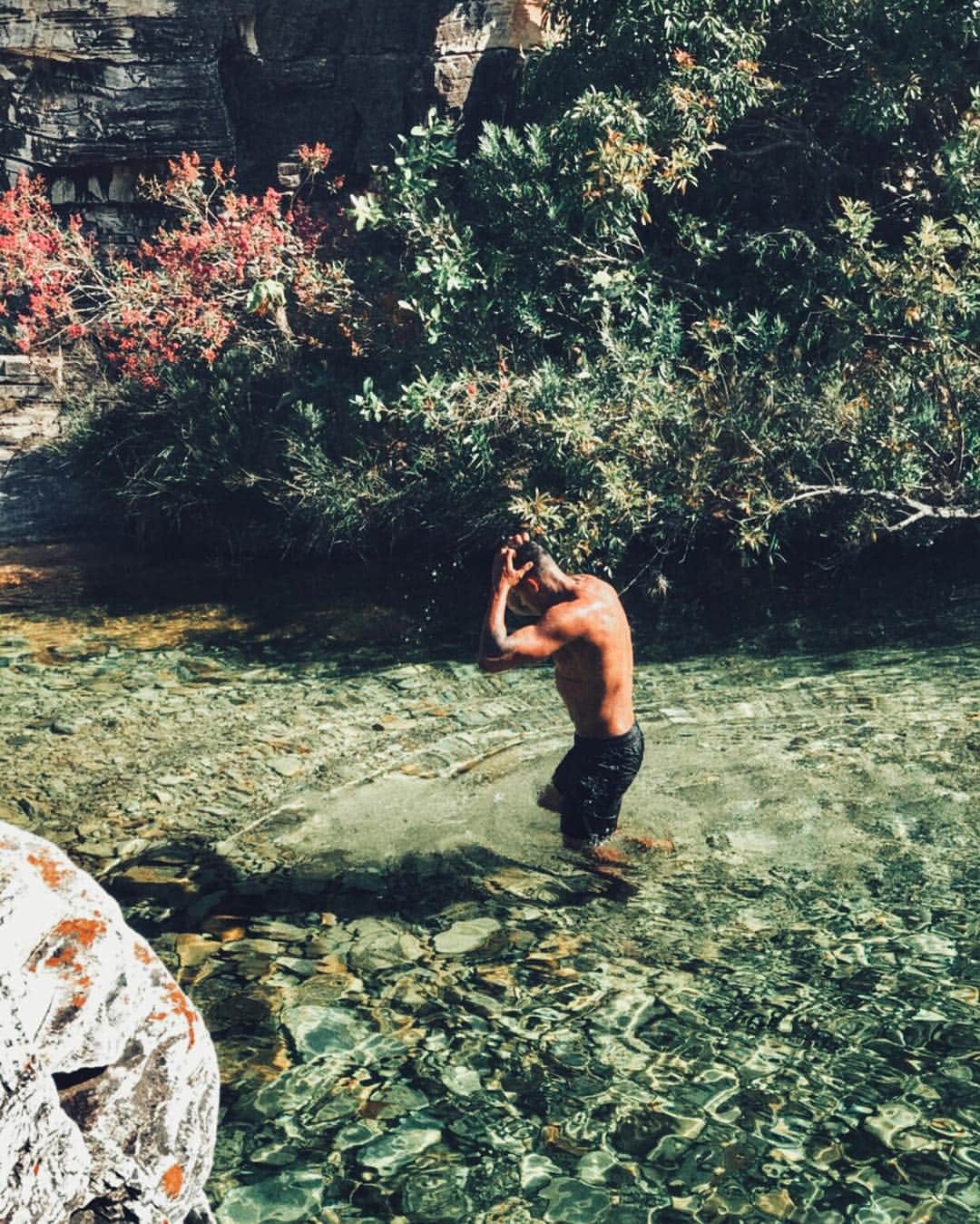 マテウス・サンタナのインスタグラム：「p a r a d i s e ☀️」