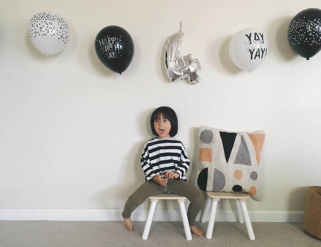 miyoのインスタグラム：「・ Happy 4th birthday♡♡♡」