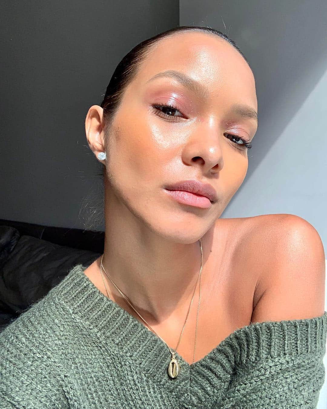 ライス・リベイロさんのインスタグラム写真 - (ライス・リベイロInstagram)「✨☀️✨」5月5日 4時48分 - laisribeiro