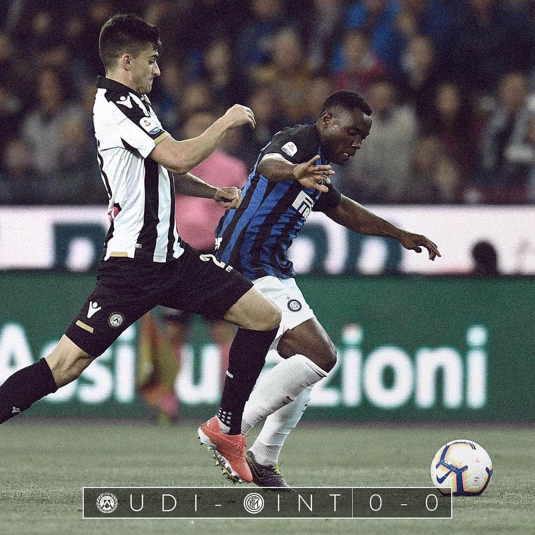 インテルナツィオナーレ・ミラノさんのインスタグラム写真 - (インテルナツィオナーレ・ミラノInstagram)「FULL TIME: #UdineseInter 0-0 #Inter #ForzaInter #SerieA #Football」5月5日 5時23分 - inter