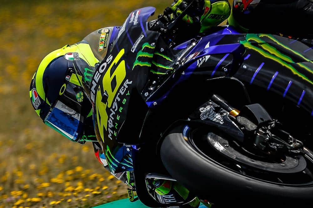 バレンティーノ・ロッシのインスタグラム：「Jerez circuit,Spain Saturday,official practice 📸 @jesusrobledo @gigisoldano @falex79 @calloalbanese Tino Martino」