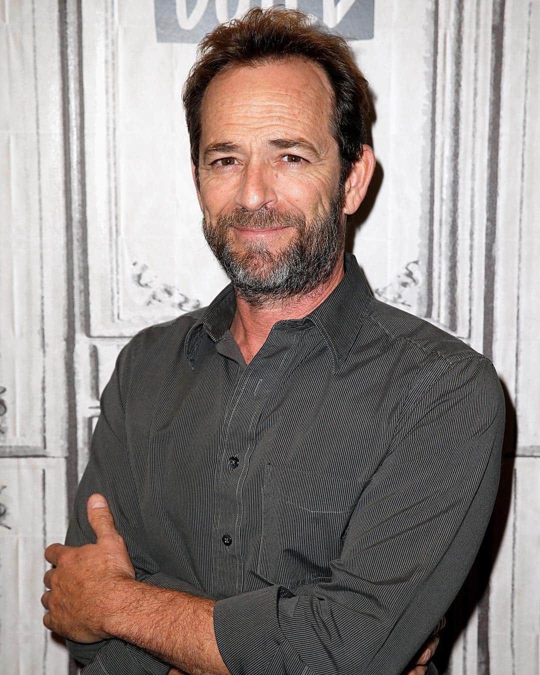 E! Onlineさんのインスタグラム写真 - (E! OnlineInstagram)「One of Luke Perry's final wishes was to be buried in a mushroom suit, and now it’s coming true. Link in bio for the details. (📷: Getty Images)」5月5日 7時18分 - enews