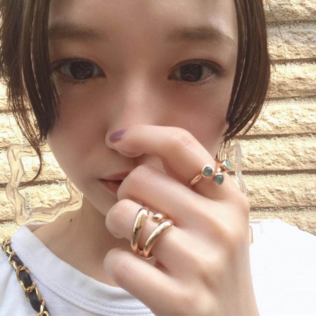 のインスタグラム：「@monicacastiglioniatelier のリング３つめ❤️💜🧡」