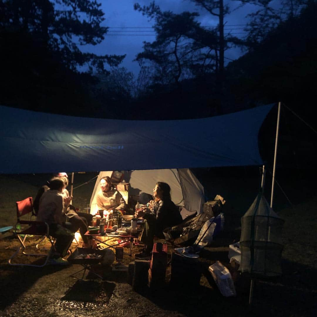 AYUMIさんのインスタグラム写真 - (AYUMIInstagram)「camp night🌟 . . #AYUMIアウトドア #家族時間 #ファミリーキャンプ #家族キャンプ #湯治キャンプ #キャンプ #camp #outdoor #アウトドア #自然 #GW」5月5日 19時21分 - ayumiayunco