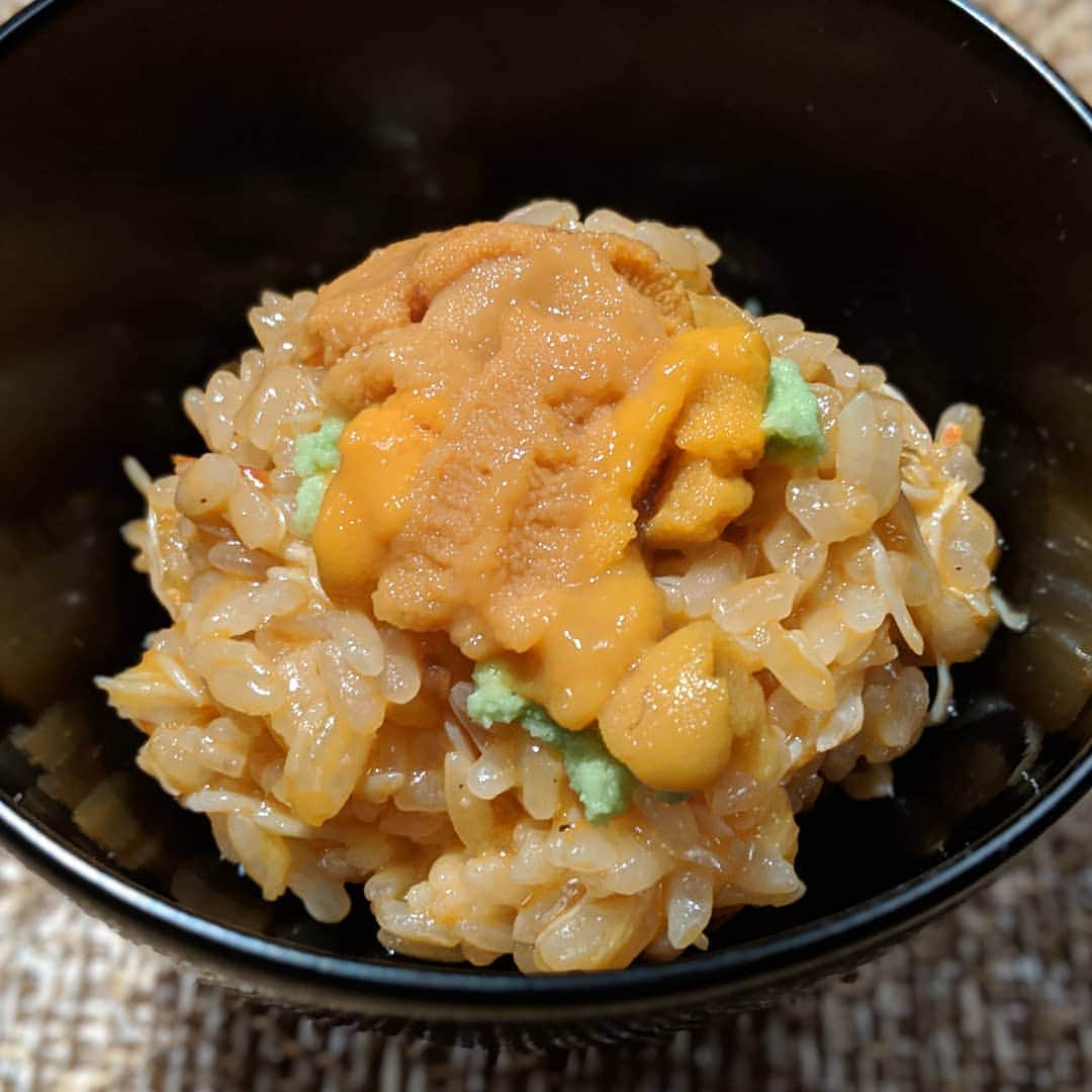 のインスタグラム：「#うに #雲丹 #蟹 #かに #ご飯 #crabmeat #seaurchin #rice #広尾 #広尾グルメ #tokyo #東京 #もりたま飯 #foodie #foodgasm #foodphotography #foodstagram #美食 #delicious #tasty #instafood #グルメ #food #yummy #foodporn #デリスタグラマー #グルメな人と繋がりたい #フレンチ好きな人と繋がりたい」