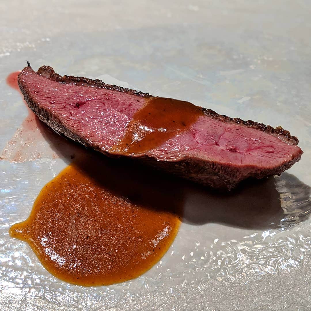 のインスタグラム：「#鴨 #フランス #french #duck #広尾 #広尾グルメ #tokyo #東京 #もりたま飯 #foodie #foodgasm #foodphotography #foodstagram #美食 #delicious #tasty #instafood #グルメ #food #yummy #foodporn #デリスタグラマー #グルメな人と繋がりたい #フレンチ好きな人と繋がりたい」