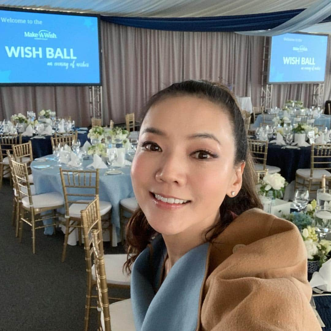 和央ようかさんのインスタグラム写真 - (和央ようかInstagram)「Here we r 🍎😘 #fulloflove ❤️ #wonderfulfoundation  @makeawishhv  @makeawishamerica  #sleepyhollow #ny🍎 #takakonystylin🍎  #beautifulplace  #creepyatnight  #spooky #映画でも有名な #スリーピーホロウ にある#名門カントリークラブ #sleepyhallowcountryclub に #最後の方の写真でわかると思うが #この辺りの夜は #さすがに映画のイメージ通り #夜は霧がいっぱいで怖かった😱🥶 #1番怖い写真は自分が窓に写っていて怖すぎて載せれない🥶🤣 #メイクアウィッシュチャリティー  に #毎年 @frank.wildhorn と関わらせて頂いているのですが、 #今年は格別 #長くなるから続きはまた次の投稿に🤔😬」5月5日 12時00分 - yokawao0215