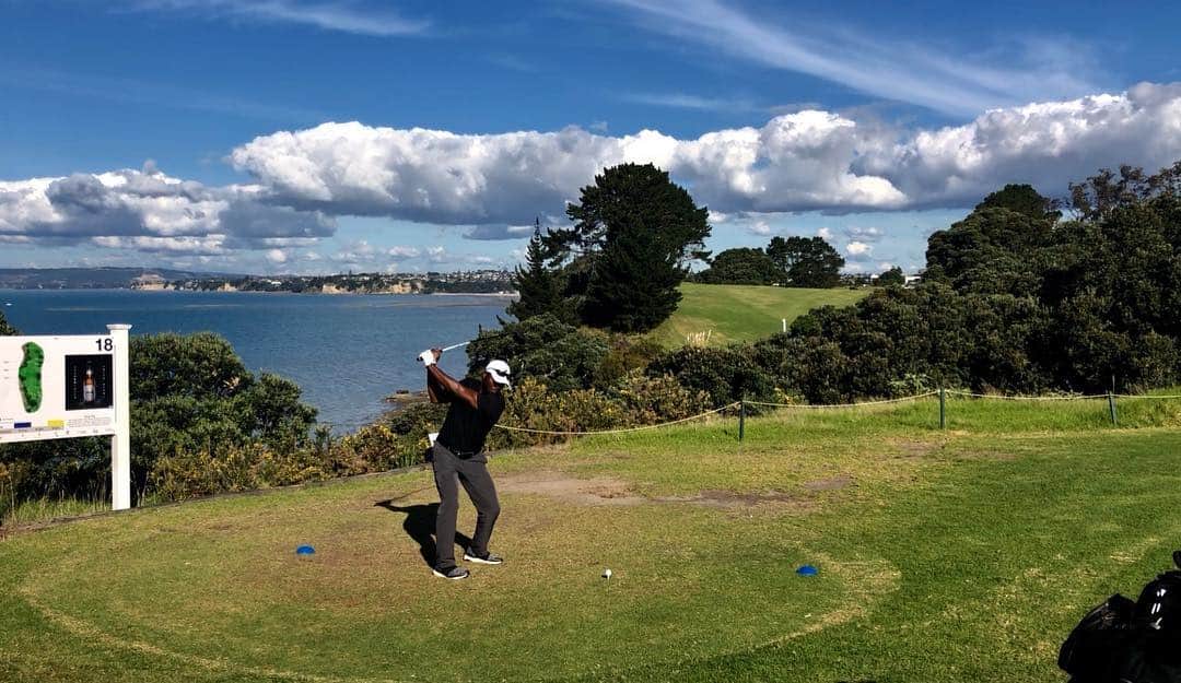エドウィン・ホッジさんのインスタグラム写真 - (エドウィン・ホッジInstagram)「My happy place! #golfjunkie #golf #newzealand」5月5日 12時07分 - chaoticsymphony
