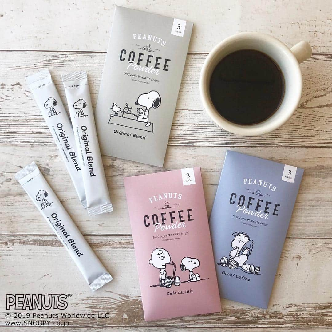 プラザ/PLAZAさんのインスタグラム写真 - (プラザ/PLAZAInstagram)「5秒で本格的なコーヒーが楽しめる「INIC coffee」から、スヌーピーデザインが登場☕️✨スティックまでかわいいPEANUTSのパッケージで、デスクやキッチンの見えるところに置いておきたくなります🙌😆 . PEANUTS コーヒースティック(3本入り) オリジナルブレンド/カフェオレ 各¥453(税込) デカフェ ¥529(税込) . PLAZA・MINiPLA・PLAZA ONLINE STOREでお取り扱いしています❤️ . #PEANUTS #SNOOPY #スヌーピー #coffee #コーヒー #プチギフト #ギフト #プレゼント #☕️ #PLAZA #プラザ #MINiPLA #MINIPLA #ミニプラ @plazastyle  @snoopygrams」5月5日 12時08分 - plazastyle