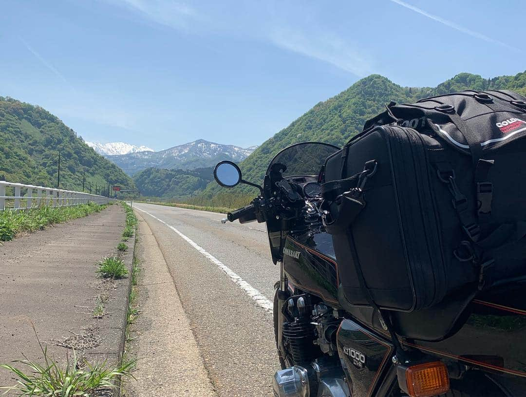 杉原勇武さんのインスタグラム写真 - (杉原勇武Instagram)「今富山から新潟県糸魚川に着きました。 天気が良く最高です。」5月5日 12時10分 - isamu_katayama