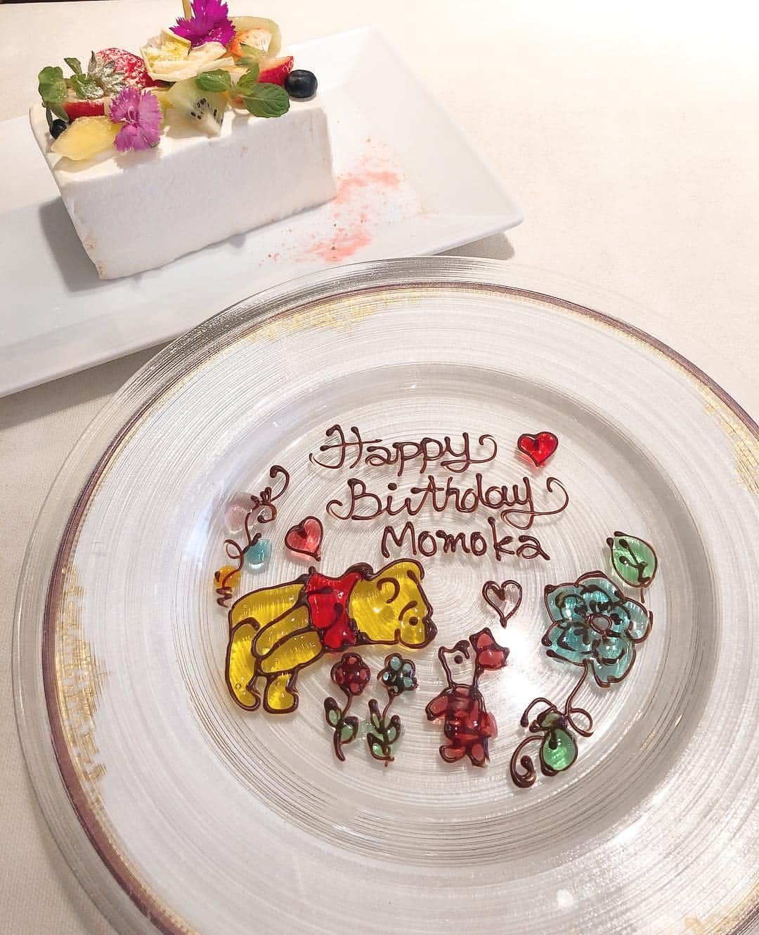 中嶋桃花さんのインスタグラム写真 - (中嶋桃花Instagram)「みさとちゃんとなぎちゃんに お祝いしてもらいました🎉😭 ご飯もとっても美味しくて、誕生日プレートからプレゼントまで本当に嬉しかった😭😭😭 プレゼントも欲しかったもので、、幸せいっぱいだぁ❤︎ 本当にありがとうございました💐」5月5日 12時22分 - momoka_nakajima
