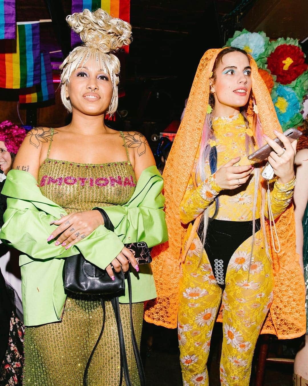 Vogueさんのインスタグラム写真 - (VogueInstagram)「Not sure what camp means? Then takes notes! @venusxgg and @teget are #CottonCampy at our pre-#MetGala bash. Photographed by @coreytenold」5月5日 12時51分 - voguemagazine