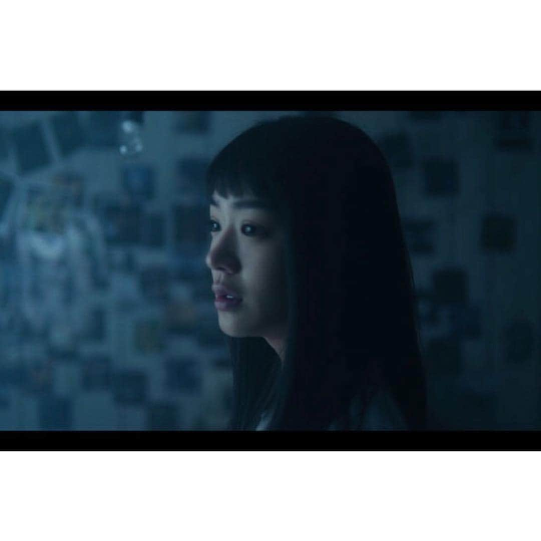 奈緒さんのインスタグラム写真 - (奈緒Instagram)「. Aimerさんの新曲 「STAND-ALONE」のMVに出演させていただきました。 「STAND-ALONE」はドラマ「あなたの番です」の 主題歌にもなっています。 どうかどうか皆さんに届きますように… #あなたの番です #Aimer」5月5日 13時08分 - sunaosquare