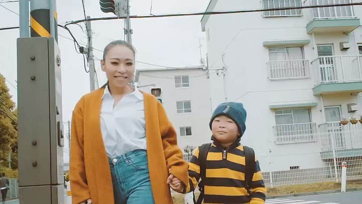 K-YOのインスタグラム：「‪‬ ‪DJ SPACE KID ‬ ‪‪feat.‬ASHRA the GHOST ‪K-YO & JAMOSA ‪"Mama Don't Cry"‬ ‪👩‍👦 https://linkco.re/CquQ6E4H」