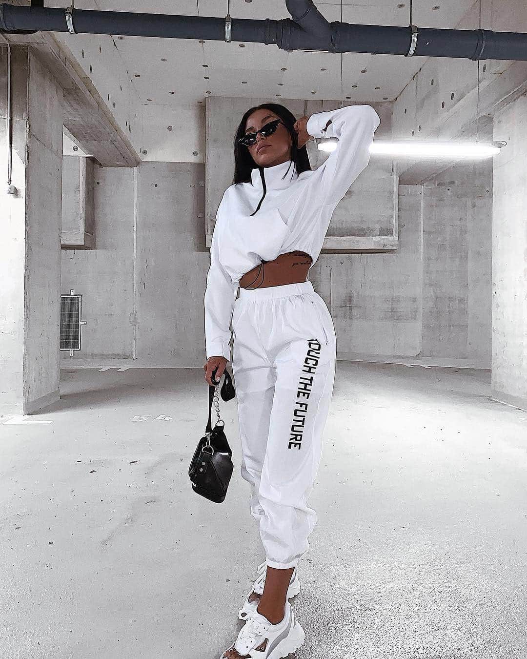 Public Desireさんのインスタグラム写真 - (Public DesireInstagram)「Our girl @itslibes ALWAYS brings the HEAT in PD💸💓 Shop WHITE ZIP UP TOP £24.99, White Slogan Tracksuit Bottoms £27.99 + STORY £29.99 #lookofthebae #pdbae Tap to shop ☝」5月5日 13時10分 - publicdesire