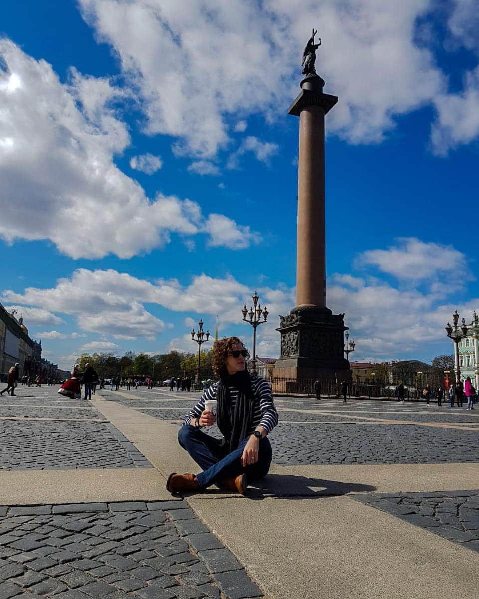 パヴェル・ドローストのインスタグラム：「Good morning St.Petersburg!🌤️🏰🚶🏼‍♂️ #petersburg #home #russia #spring #спб #петербург #travel #viaje #petersburglife」