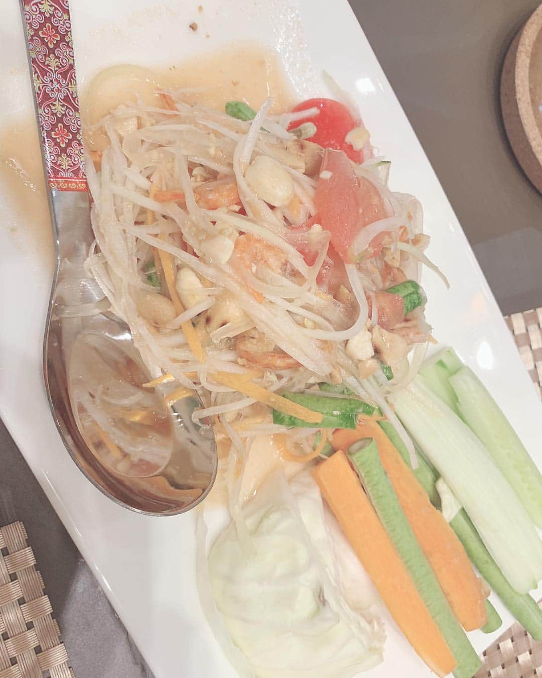 青木美沙子さんのインスタグラム写真 - (青木美沙子Instagram)「タイ料理大好き💕 タイに行くと必ず食べる❣️ パッタイ、ソムタム、ガパオ、グリーンカレー大好き❤ #タイ旅 #タイ料理🇹🇭 #大好物」5月5日 19時49分 - misakoaoki