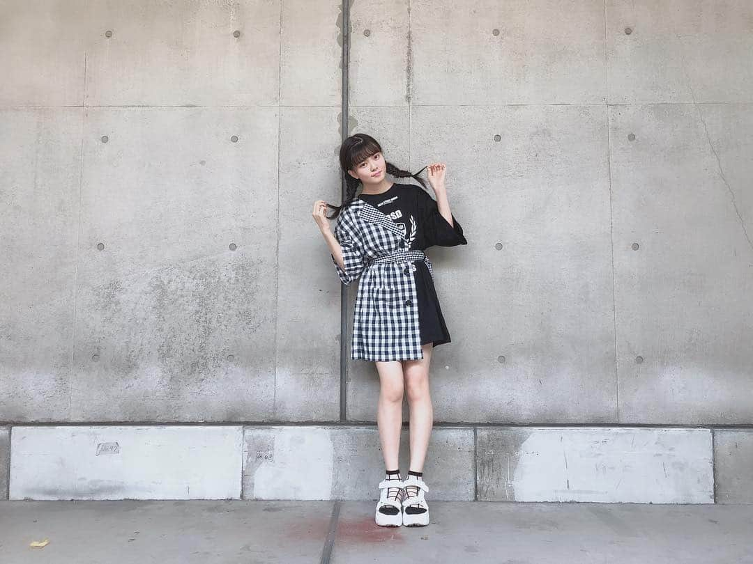 角ゆりあさんのインスタグラム写真 - (角ゆりあInstagram)「♥♥♥ . . . onepeace→onespo socks→tutuanna shoes→W♡C earring→present #ootd #fashion」5月5日 14時25分 - kadochan_ngt48