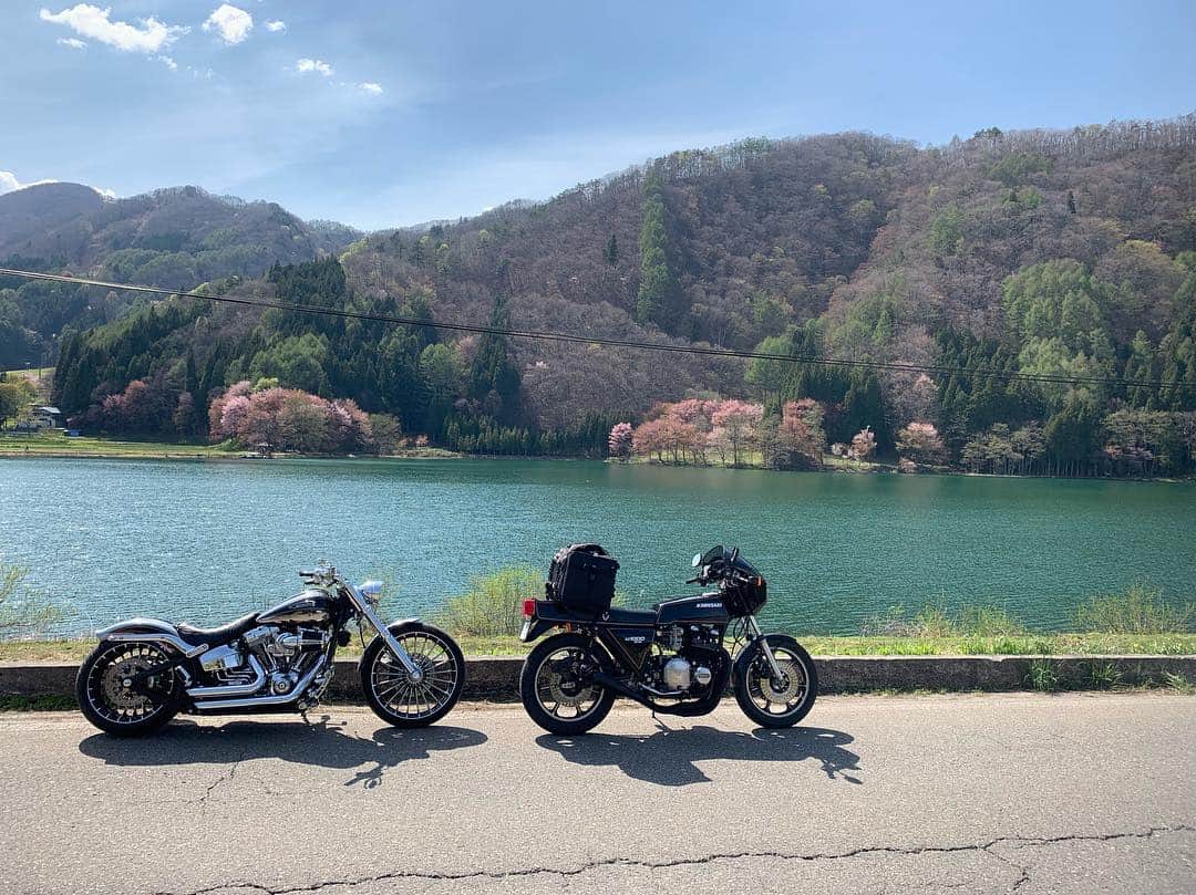 杉原勇武さんのインスタグラム写真 - (杉原勇武Instagram)「中綱湖に着きました。 神秘的で素敵な場所です。」5月5日 14時24分 - isamu_katayama