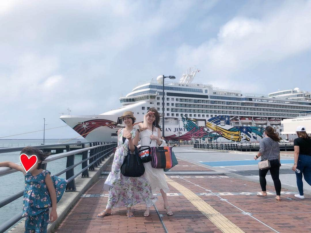 美香さんのインスタグラム写真 - (美香Instagram)「初めての船旅🚢 9日間 思いっっきり遊びましたーーっっ💗💗💗 楽しかったなぁぁぁ☺️ のりへいちゃんありがとう‼️ 思い出写真 たくさんあるので今日か明日アップしたいなぁ🥰 #gw #10連休 #船旅」5月5日 14時28分 - mikaofficial99