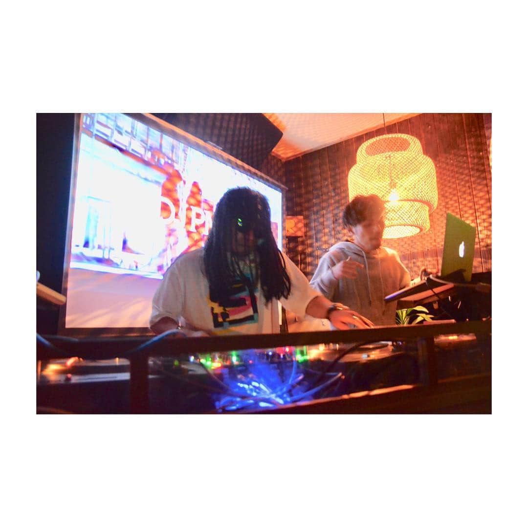 のインスタグラム：「昨夜の秋田県大仙市RushBar DIABLO東北ツアー最終日の今夜は山形市LOOPで回します 1時から  #秋田県 #大仙市 #大曲 #山形市 #tour life #東北ツアー」