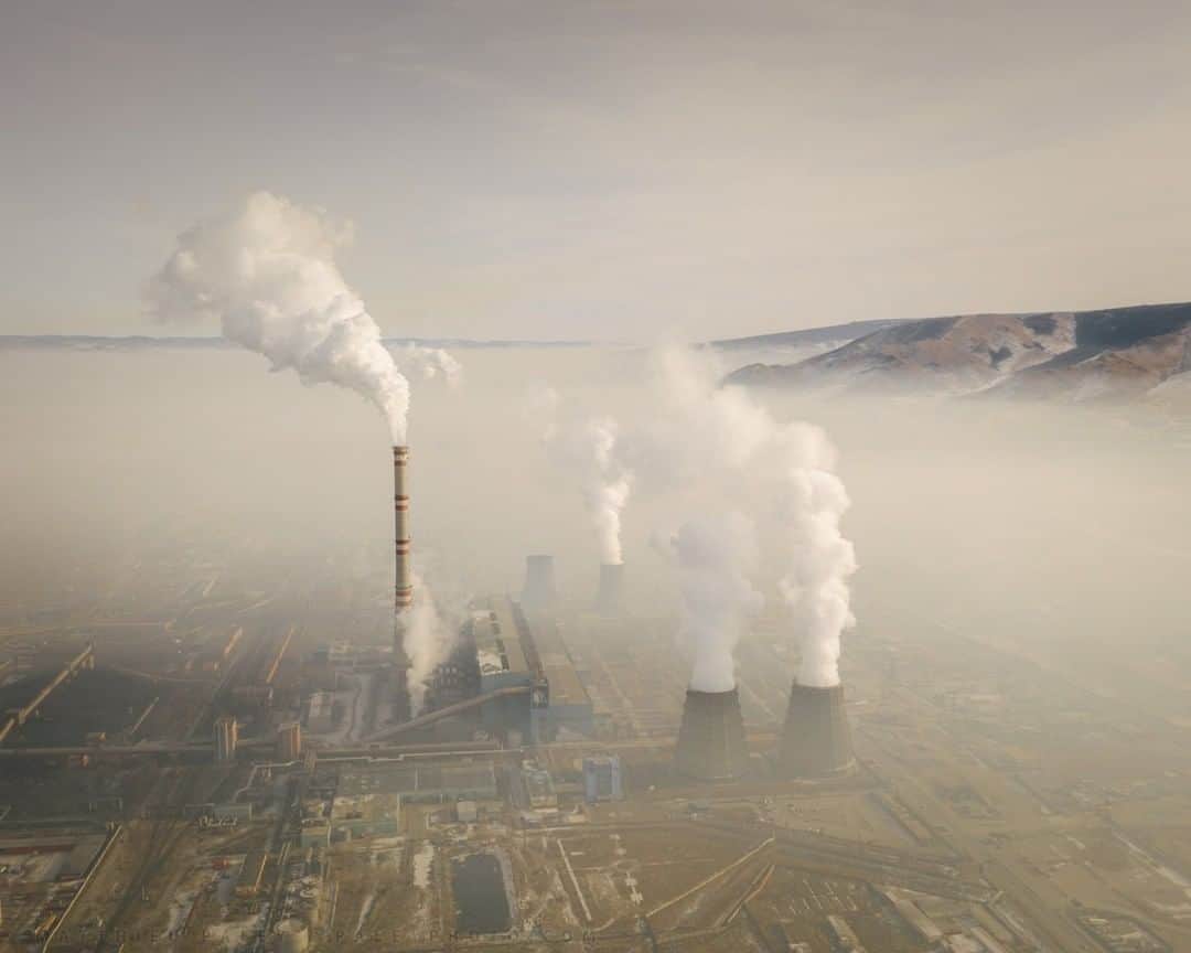 ナショナルジオグラフィックさんのインスタグラム写真 - (ナショナルジオグラフィックInstagram)「Photo by Matthieu Paley @paleyphoto | This is one of several coal-fired power plants located on the edge of Mongolia’s capital, Ulaanbaatar. “Ulaanbaatar is already suffocating from its coal use,” says Sukhgerel Dugersuren, chair of a mining oversight group called Oyu Tolgoi Watch, but she fears “the way the planning is going, there’s going to be more [coal-fired] power plants. There’s going to be more coal burned here.” Ulaanbaatar’s air is one the world’s most polluted, especially during the cold winter months. This image is part of a story I recently shot on air pollution for @natgeo. Please visit my profile @paleyphoto for a link to the story. #climatechange #airpollution #fossilfuel #coal #powerplant」5月5日 16時35分 - natgeo