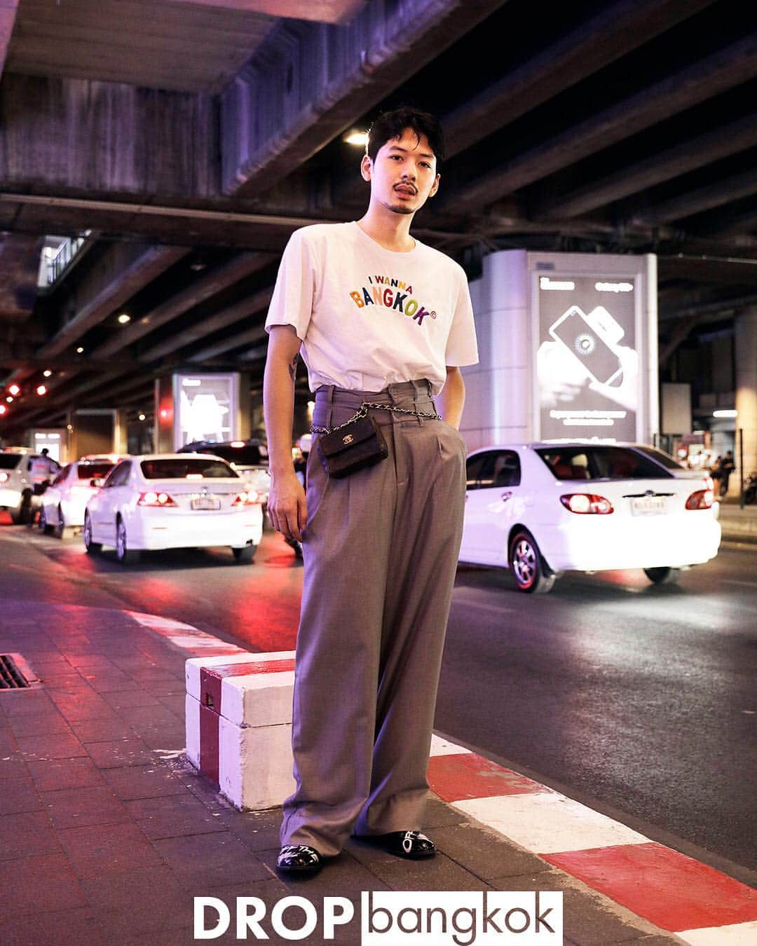 Droptokyoさんのインスタグラム写真 - (DroptokyoInstagram)「BANGKOK STREET STYLE #🇹🇭#thailand  #streetstyle#droptokyo#bangkok#thailand#streetscene#streetfashion#streetwear#streetculture#fashion#film#bangkokfashion#portrait#ポートレート#film#filmphotography#タイ#バンコク Photography: @dai.yamashiro」5月5日 16時50分 - drop_tokyo