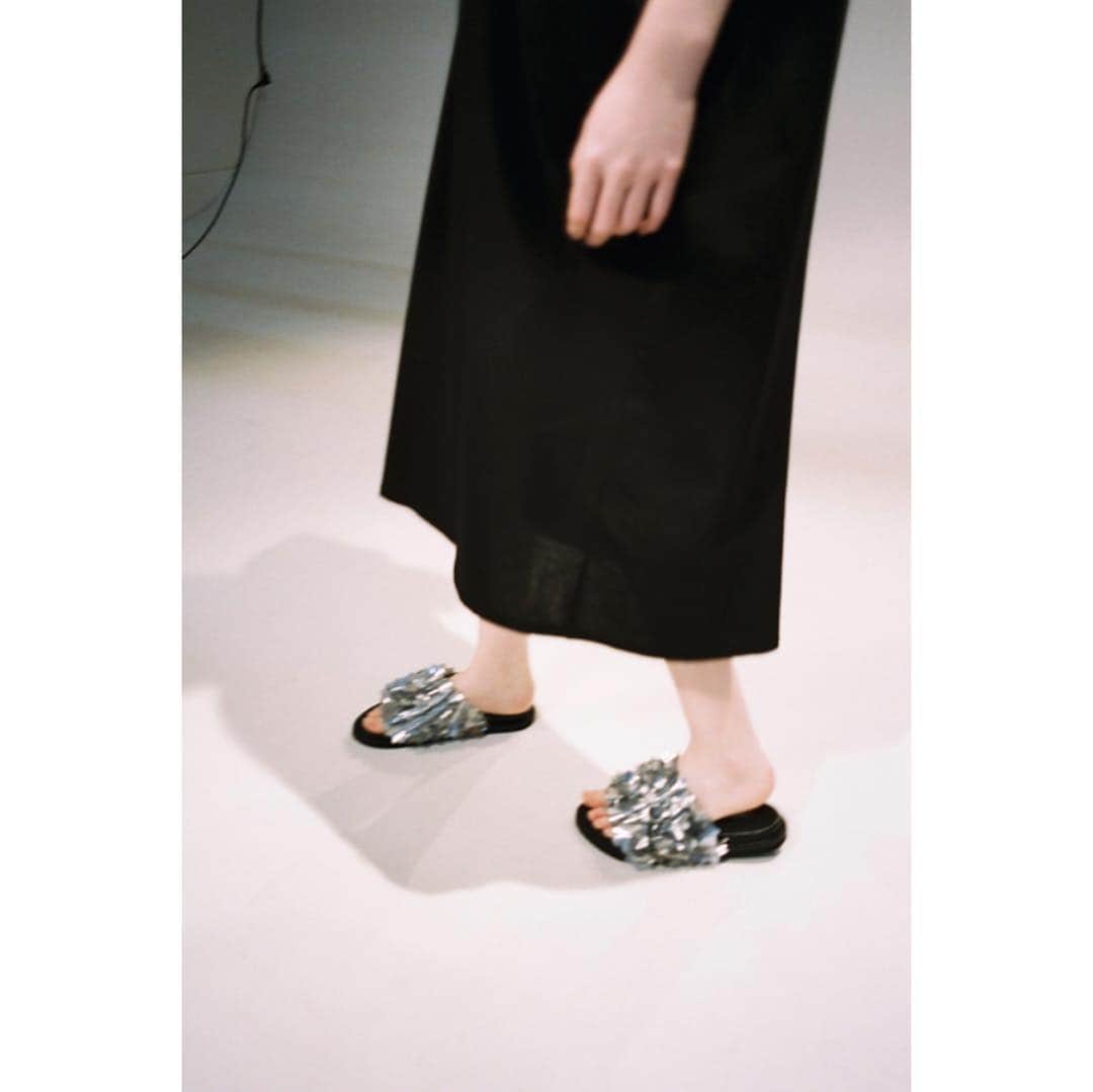 ZUCCa official Instagramさんのインスタグラム写真 - (ZUCCa official InstagramInstagram)「SANDAL | SPRING-SUMMER 2019  ー BOUQUET SANDALS ZU91-AJ013 ー  AVAILABLE IN STORES AT HMR.JP  @zucca_tokyo #newarrivals #pvc #bouquet #sandal #spring #summer #2019 #ss19 #collection #fashion #tokyo #japan #ootd #zucca #zuccatokyo #ズッカ #ズッカトウキョウ」5月5日 17時12分 - zucca_official
