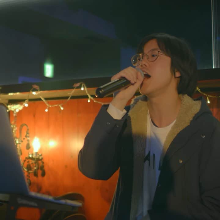 lute / ルーテのインスタグラム：「【HIP HIP STAR #03 Foods 】 次世代アーティストを紹介するYouTube番組「カルロスまーちゃんのHIP HIP STAR」🕶 第三弾のゲストは、日本人ソロ男性アーティスト・Foods(@foods9653)が登場登場⚡️ . 視聴はプロフィールのURLをチェック☝︎ @lutemedia #Foods #lute #lutemedia #music #sawakokabuki #lute」
