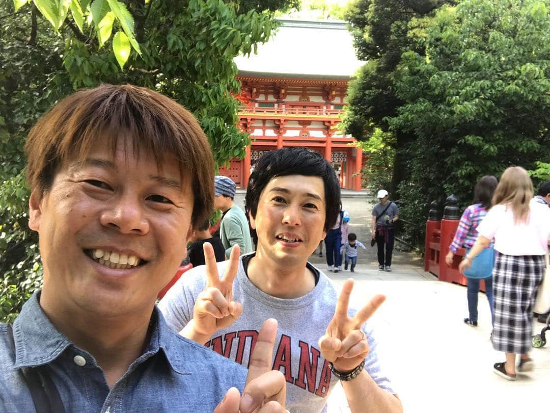 亘健太郎さんのインスタグラム写真 - (亘健太郎Instagram)「ロッシーさんと約1年ぶりに大宮をお散歩‼︎前回は時間がなくて行けなかった動物園行けた‼︎鉄板の話した。すべらない話ではなく鉄板の話‼︎」5月5日 17時50分 - watarikentaro