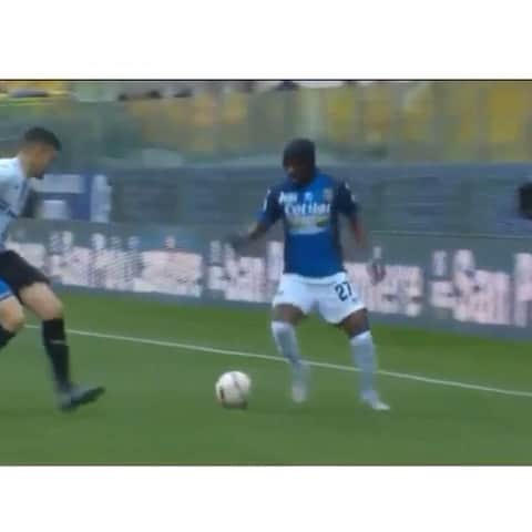 ジェルヴィーニョのインスタグラム：「🎯 Parma 3-3 Sampdoria  #ForzaParma •••••••••••••••••••••••••••••••••••••••••••••••• #gameday #stepbystep #parma #videooftheday #team225」